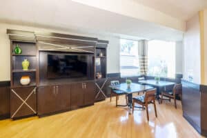 the activity room at Beachwood Post-Acute and Rehab